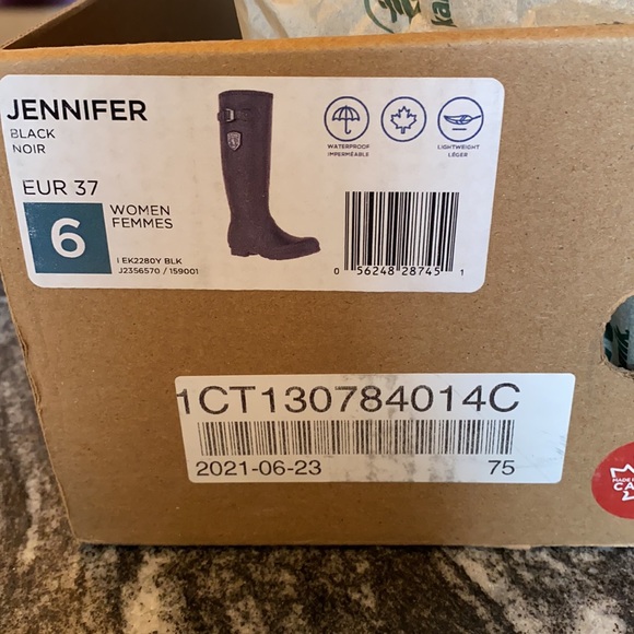 Kamik Jennifer Black size 6 - Picture 5 of 5